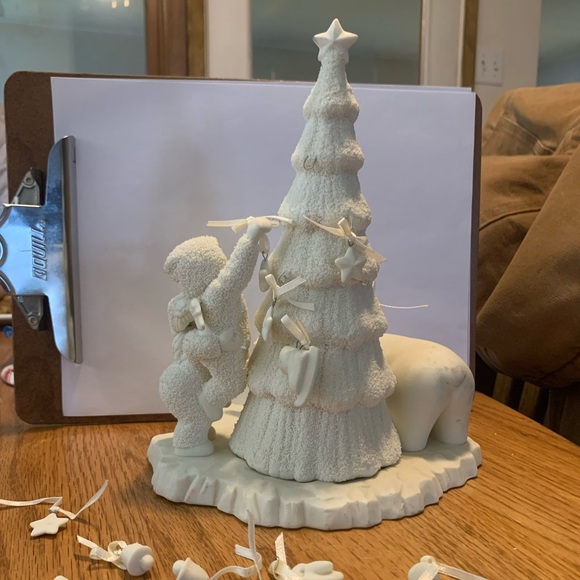 Dept 56 Snowbabies "LIFT ME HIGHER, I CAN'T REACH" - Picture 6 of 8